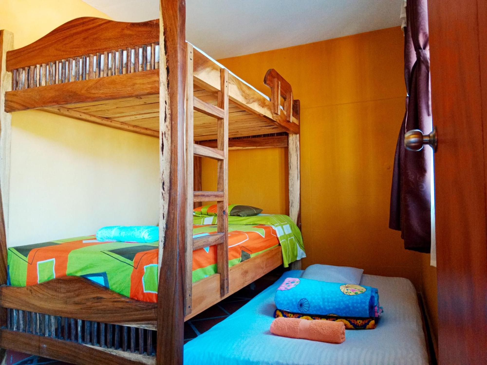 Vista Hermosa Eco Hostal Кармен-де-Вибораль Номер фото